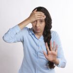 “세상이 핑 도는 불쾌감”… 이유 없는 가벼운 어지럼증이 반복될 때 놓치지 말아야 할 전정기관과 자율신경의 신호